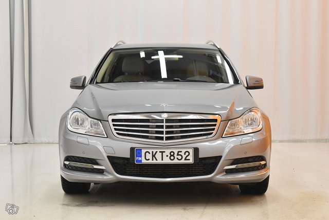 Mercedes-Benz C 2