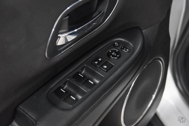 Honda HR-V 16