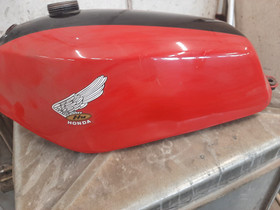 Hondan tankki en tiedä pyörän tyyppiä mihin kuuluu, Moottoripyörät, Moto, Hyvinkää, Tori.fi Hondan tankki en tiedä pyörän tyyppiä mihin kuuluu, Moottoripyörät, Moto, Hyvinkää, Tori.fi