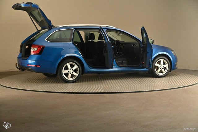 Skoda Octavia 6