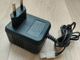 Laturi mini-liittimellä, Muu viihde-elektroniikka, Viihde-elektroniikka, Oulu, Tori.fi Laturi mini-liittimellä, Muu viihde-elektroniikka, Viihde-elektroniikka, Oulu, Tori.fi