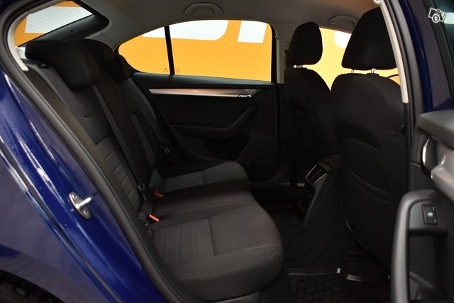 Skoda Octavia 11