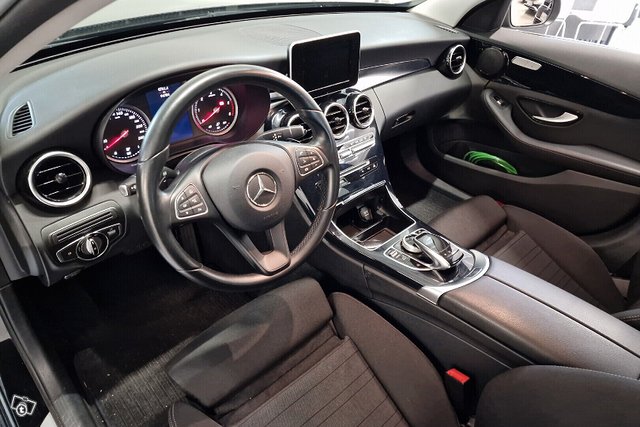 Mercedes-Benz C 7