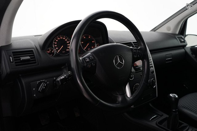 Mercedes-Benz A 10