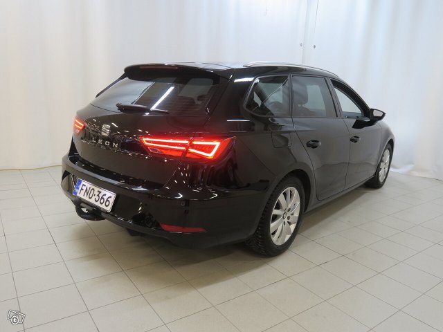 Seat LEON ST 8
