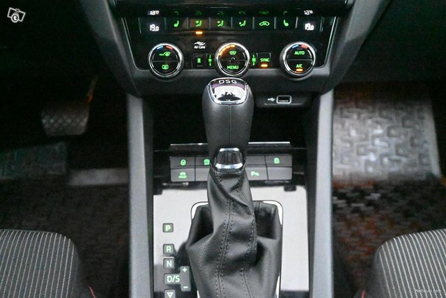 Skoda Octavia 10
