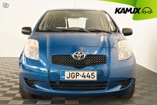 Toyota Yaris 4