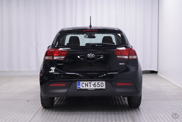 Kia Rio 6