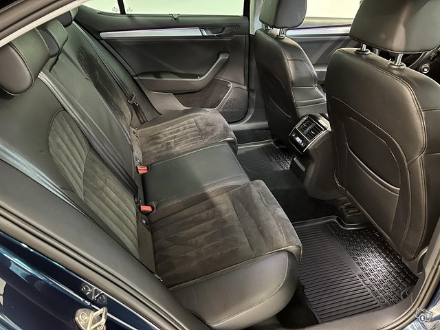 Skoda Superb 12