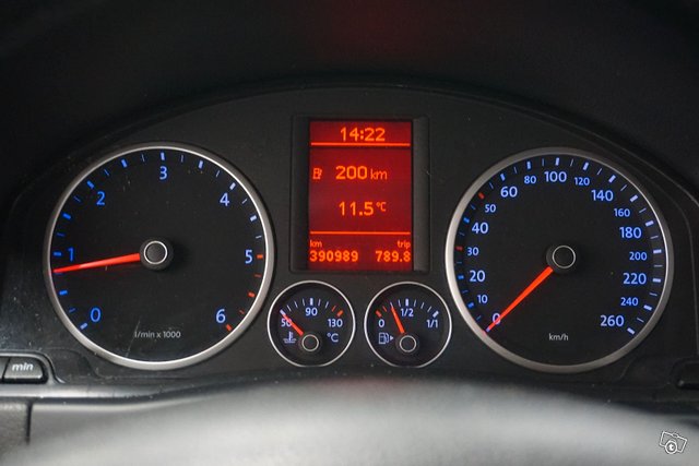 Volkswagen Tiguan 14