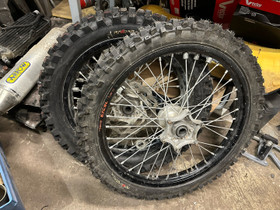 KTM 625 enskarenkaat, Renkaat, Mototarvikkeet ja varaosat, Kouvola, Tori.fi KTM 625 enskarenkaat, Renkaat, Mototarvikkeet ja varaosat, Kouvola, Tori.fi