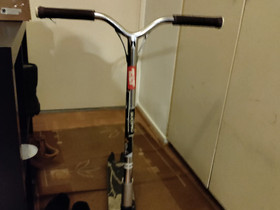 Scootti, Muu urheilu ja ulkoilu, Urheilu ja ulkoilu, Oulu, Tori.fi Scootti, Muu urheilu ja ulkoilu, Urheilu ja ulkoilu, Oulu, Tori.fi