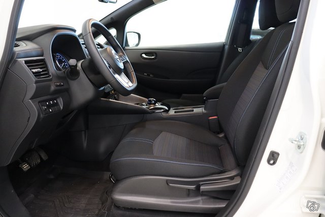 Nissan Leaf 7