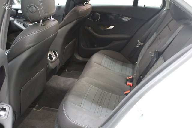 Mercedes-Benz C 13