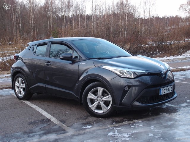 Toyota C-HR 5