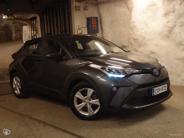 Toyota C-HR 23
