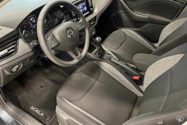 SKODA Scala 9