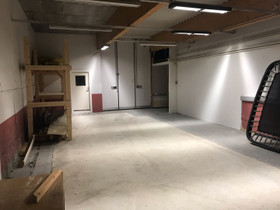 Lämmin varasto. 85m2, Autotallit ja varastot, Rovaniemi, Tori.fi Lämmin varasto. 85m2, Autotallit ja varastot, Rovaniemi, Tori.fi