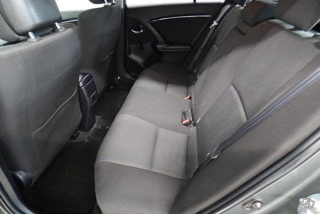 Toyota Avensis 7