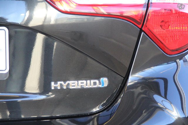 Toyota Yaris 10