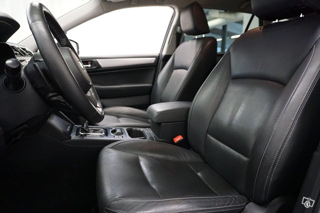 Subaru Outback 10