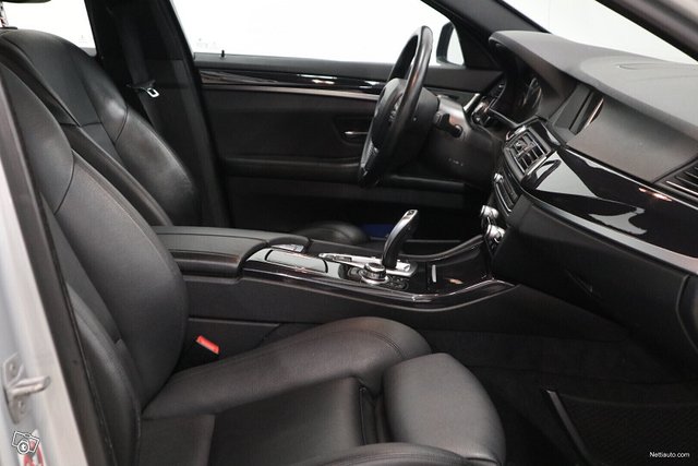 BMW 520 18