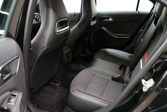 Mercedes-Benz A 16
