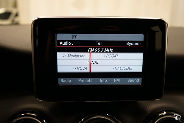 Mercedes-Benz A 24