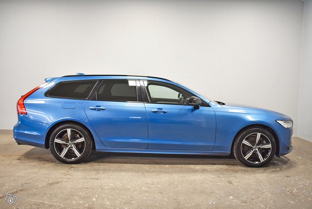Volvo V90 3
