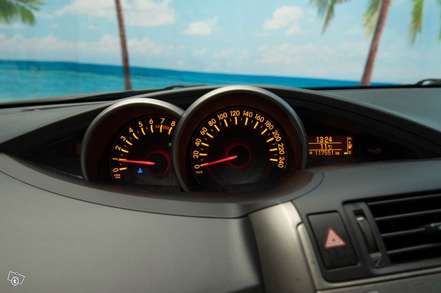 Toyota VERSO 14