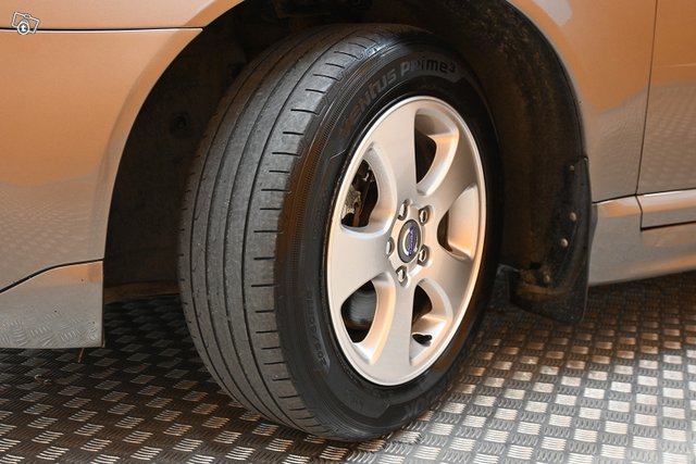 Volvo V70 25