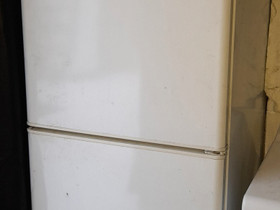 Electrolux jääkaappipakastin (k1), Jääkaapit ja pakastimet, Kodinkoneet, Pori, Tori.fi Electrolux jääkaappipakastin (k1), Jääkaapit ja pakastimet, Kodinkoneet, Pori, Tori.fi