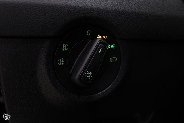 SKODA OCTAVIA 19