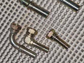 Hydrauliikkaliitinkaroja, Muut koneet ja tarvikkeet, Työkoneet ja kalusto, Iisalmi, Tori.fi Hydrauliikkaliitinkaroja, Muut koneet ja tarvikkeet, Työkoneet ja kalusto, Iisalmi, Tori.fi