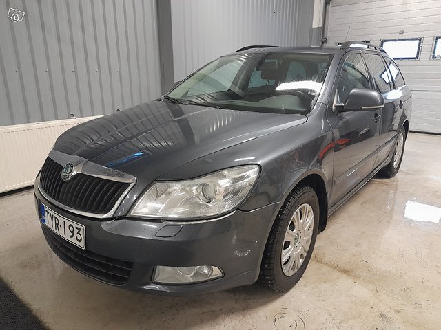 Skoda Octavia 1