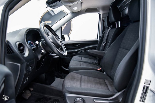MERCEDES-BENZ VITO 4