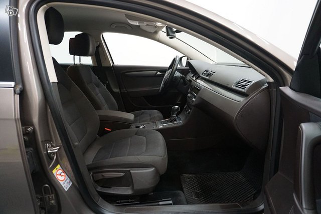 Volkswagen Passat 14