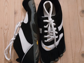 Fivefingers Speed pj-kengät 39, Juoksu ja lenkkeily, Urheilu ja ulkoilu, Turku, Tori.fi Fivefingers Speed pj-kengät 39, Juoksu ja lenkkeily, Urheilu ja ulkoilu, Turku, Tori.fi