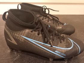 Nike jalkapallokengät koko 38, Jalkapallo, Urheilu ja ulkoilu, Oulu, Tori.fi Nike jalkapallokengät koko 38, Jalkapallo, Urheilu ja ulkoilu, Oulu, Tori.fi