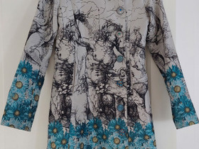 Desigual takki, Vaatteet ja kengät, Loppi, Tori.fi Desigual takki, Vaatteet ja kengät, Loppi, Tori.fi