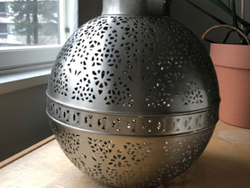 Kaunis metallinen kattovalaisin, Sisustustavarat, Sisustus ja huonekalut, Helsinki, Tori.fi Kaunis metallinen kattovalaisin, Sisustustavarat, Sisustus ja huonekalut, Helsinki, Tori.fi