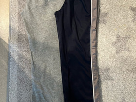 Housut x2, 134cm ja 140cm, Lastenvaatteet ja kengät, Tampere, Tori.fi Housut x2, 134cm ja 140cm, Lastenvaatteet ja kengät, Tampere, Tori.fi
