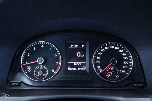 Volkswagen Touran 24