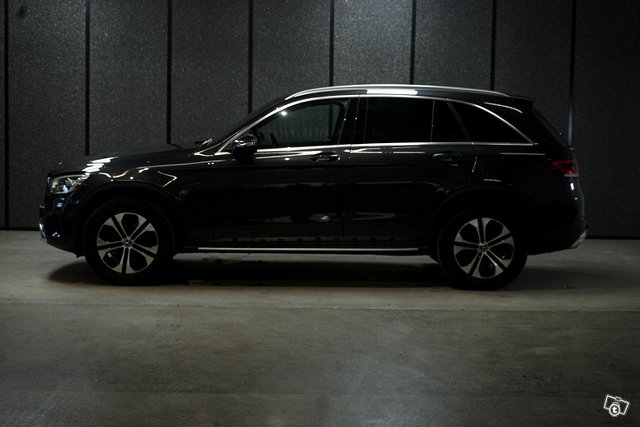 Mercedes-Benz GLC 2