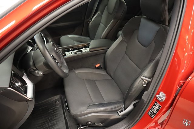 Volvo V60 5