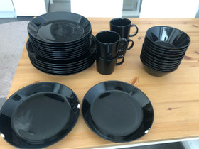 Iittala teema astiasto, Tarjoiluastiat, Keittiötarvikkeet ja astiat, Seinäjoki, Tori.fi Iittala teema astiasto, Tarjoiluastiat, Keittiötarvikkeet ja astiat, Seinäjoki, Tori.fi