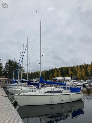 Purjevene Finn Express 74