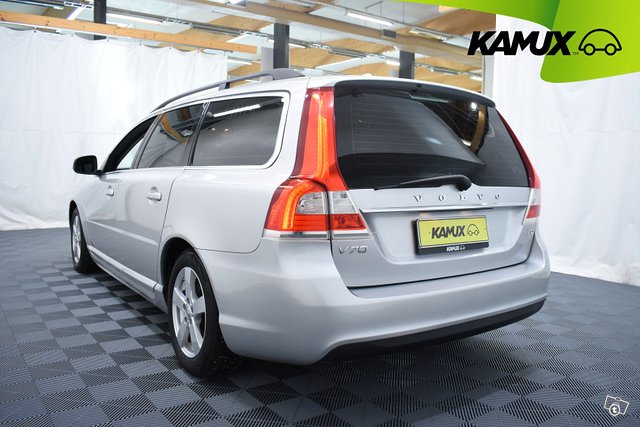 Volvo V70 5