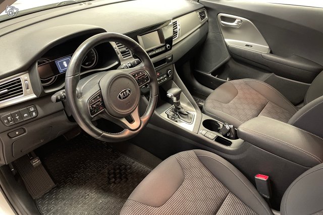 KIA Niro 8
