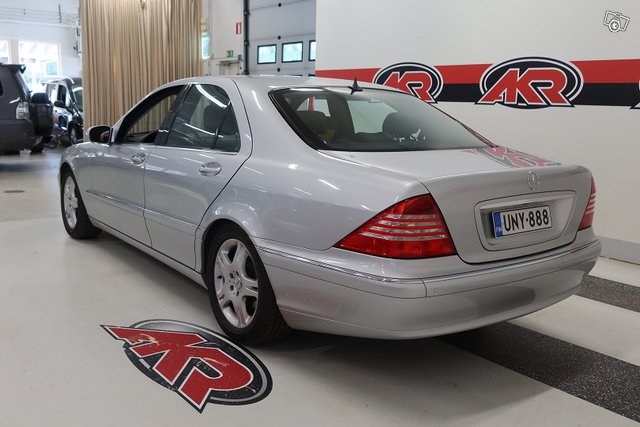 MERCEDES-BENZ S 4